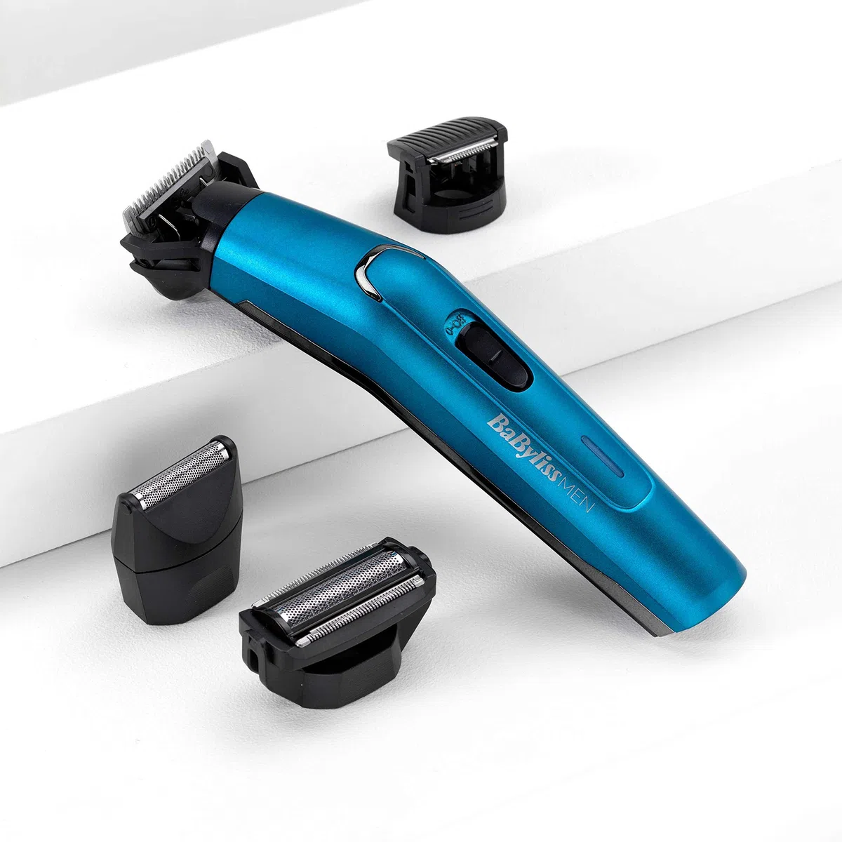 BaByliss MEN MT890E Multikit Uomo Japanese Steel 12 in 1 Lame in Acciaio Giapponese, 120 Minuti di Autonomia, 100% Waterproof, Batteria al Litio