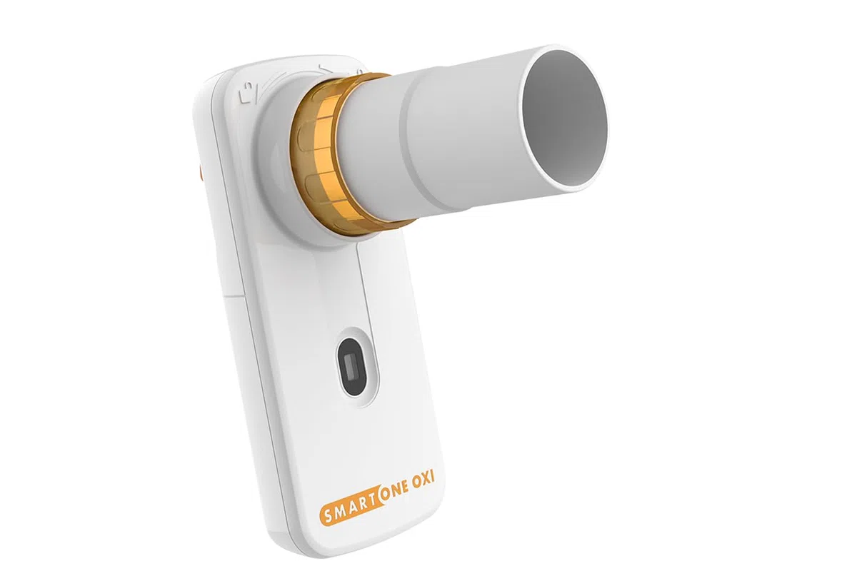 MIR SMART ONE OXI | Saturimetro E Spirometro Per Uso Personale Per La Misurazione Della Saturazione Nel Sangue e Della Funzionalità Polmonare | Ossimetro, SpO2, BPM, Picco di flusso e FEV1