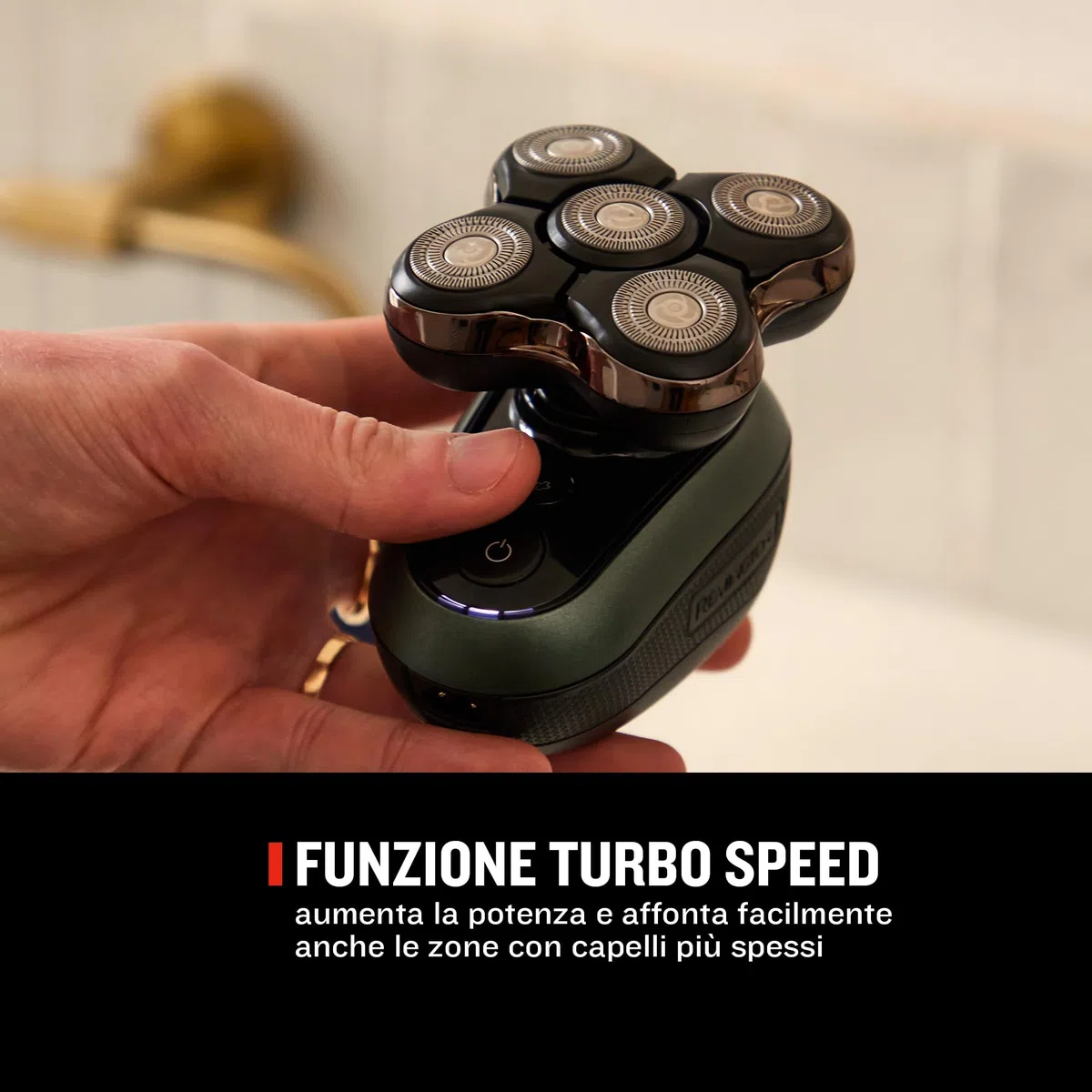Remington Rasoio Testa Calva Uomo - Funzione Turbo Boost, Ottima velocità e Precisione - Rasoio a Testine Rotanti al litio, 5 testine di rasatura, Raccolta peli, Rifinitore, impermeabile, XR1600