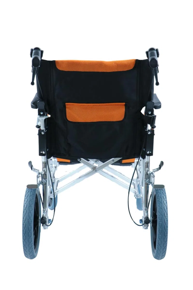 Ausilium Carrozzina Pieghevole Ultraleggera in Alluminio con Freni e Cintura di Sicurezza, 10,8 kg, Portata 110 kg, Schienale Ribaltabile