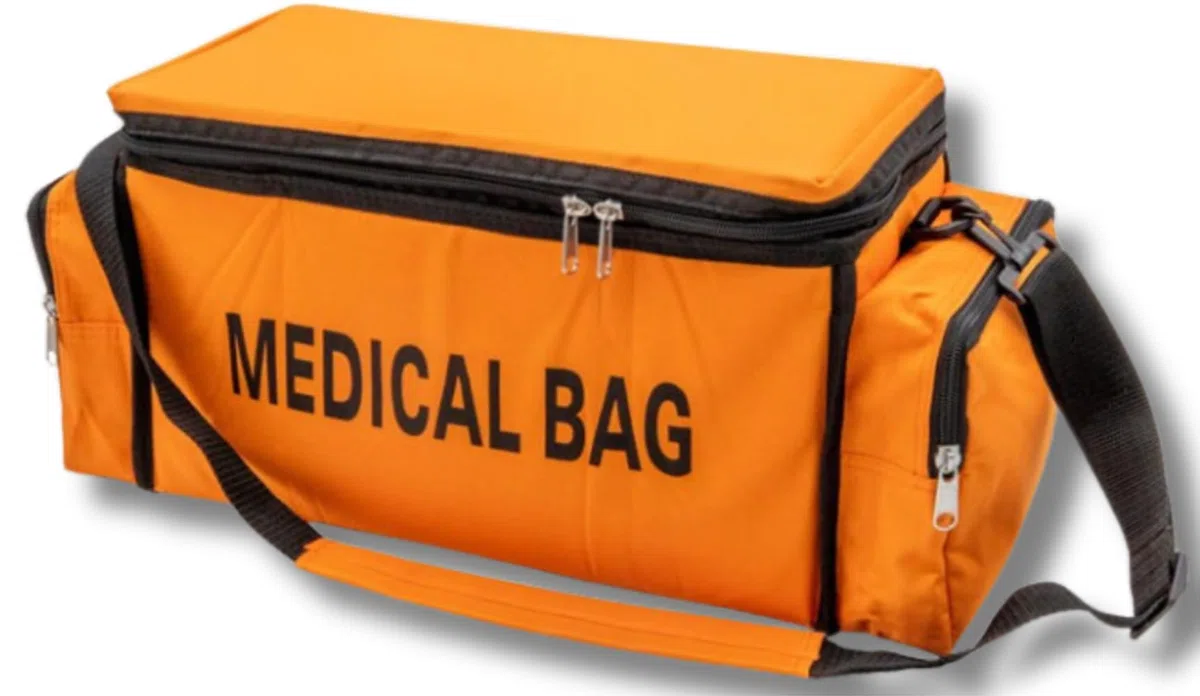 p age Borsa di Pronto Soccorso, primo ed efficace soccorso, per piscine, Conforme alla Normativa regione Toscana