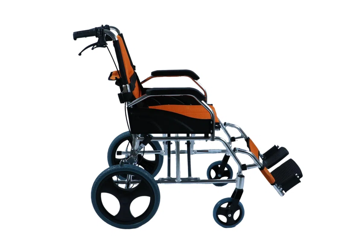 Ausilium Carrozzina Pieghevole Ultraleggera in Alluminio con Freni e Cintura di Sicurezza, 10,8 kg, Portata 110 kg, Schienale Ribaltabile