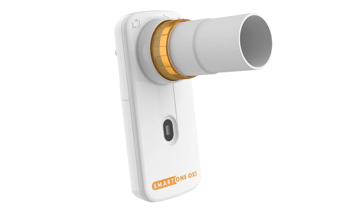 MIR SMART ONE OXI | Saturimetro E Spirometro Per Uso Personale Per La Misurazione Della Saturazione Nel Sangue e Della Funzionalità Polmonare | Ossimetro, SpO2, BPM, Picco di flusso e FEV1