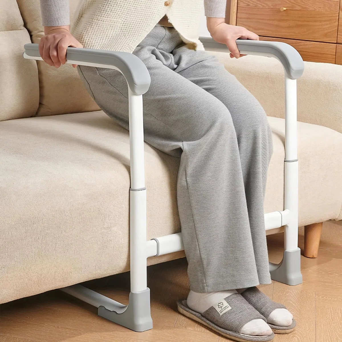Ausilio Per Stare in Piedi Per Anziani, Altezza e Larghezza Regolabili, Corrimano Per La Mobilità in Piedi Per Divano, Maniglia di Assistenza Per Anziani, Disabili e Portatori di Handicap