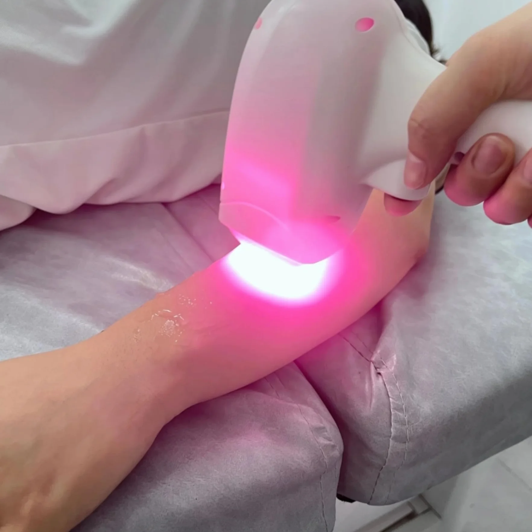 Professional 4000W diodo laser depilatore, 4 lunghezze d'onda 755nm 808nm 940nm 1064nm depilazione intelligente, ghiaccio maniglia depilazione calma la pelle, certificazione CE