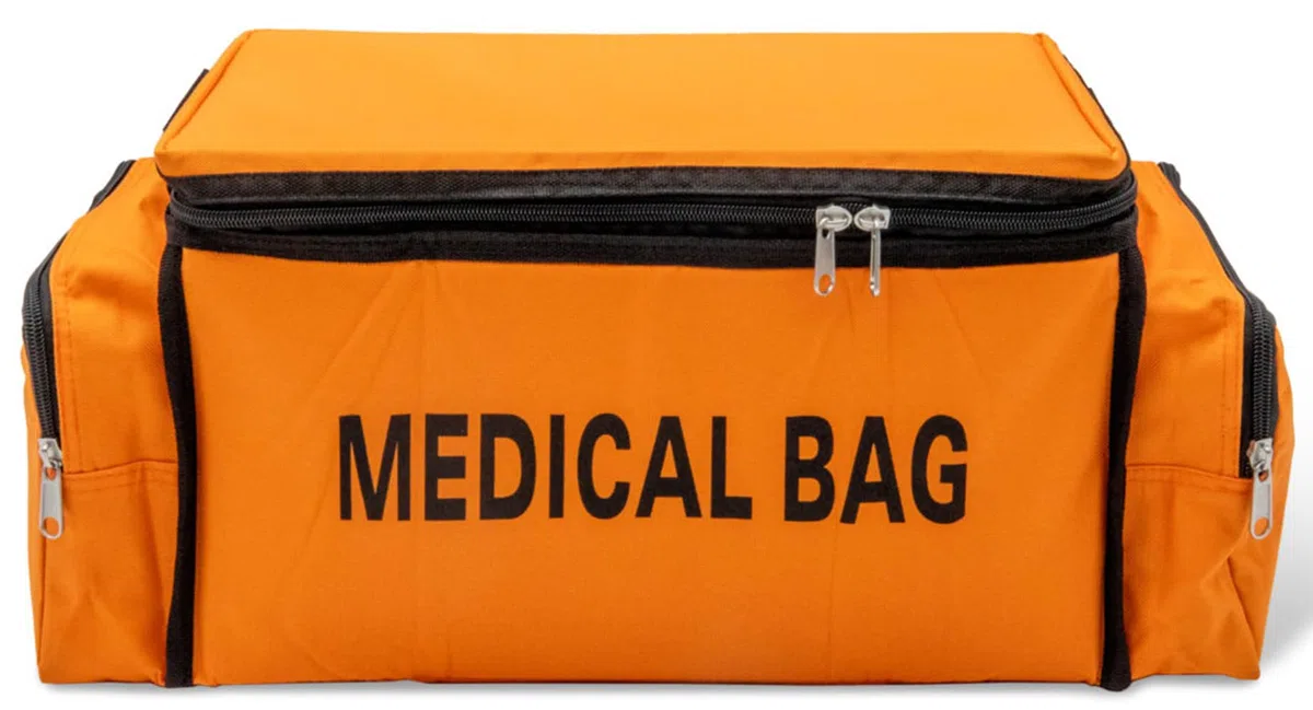 p age Borsa di Pronto Soccorso, primo ed efficace soccorso, per piscine, Conforme alla Normativa regione Toscana