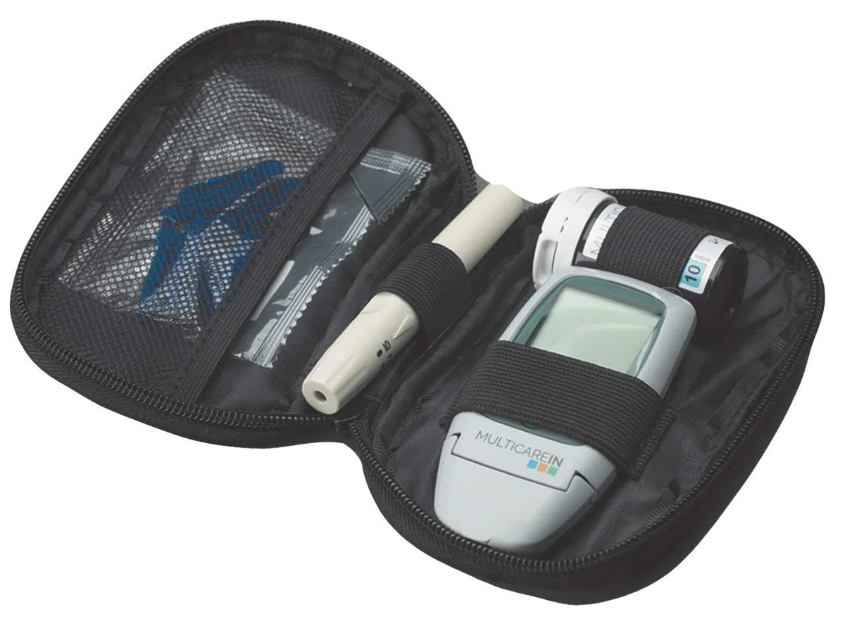 PRIMA Multicarein Kit Multiparametrico - Misuratore di Colesterolo, Glicemia, Trigliceridi