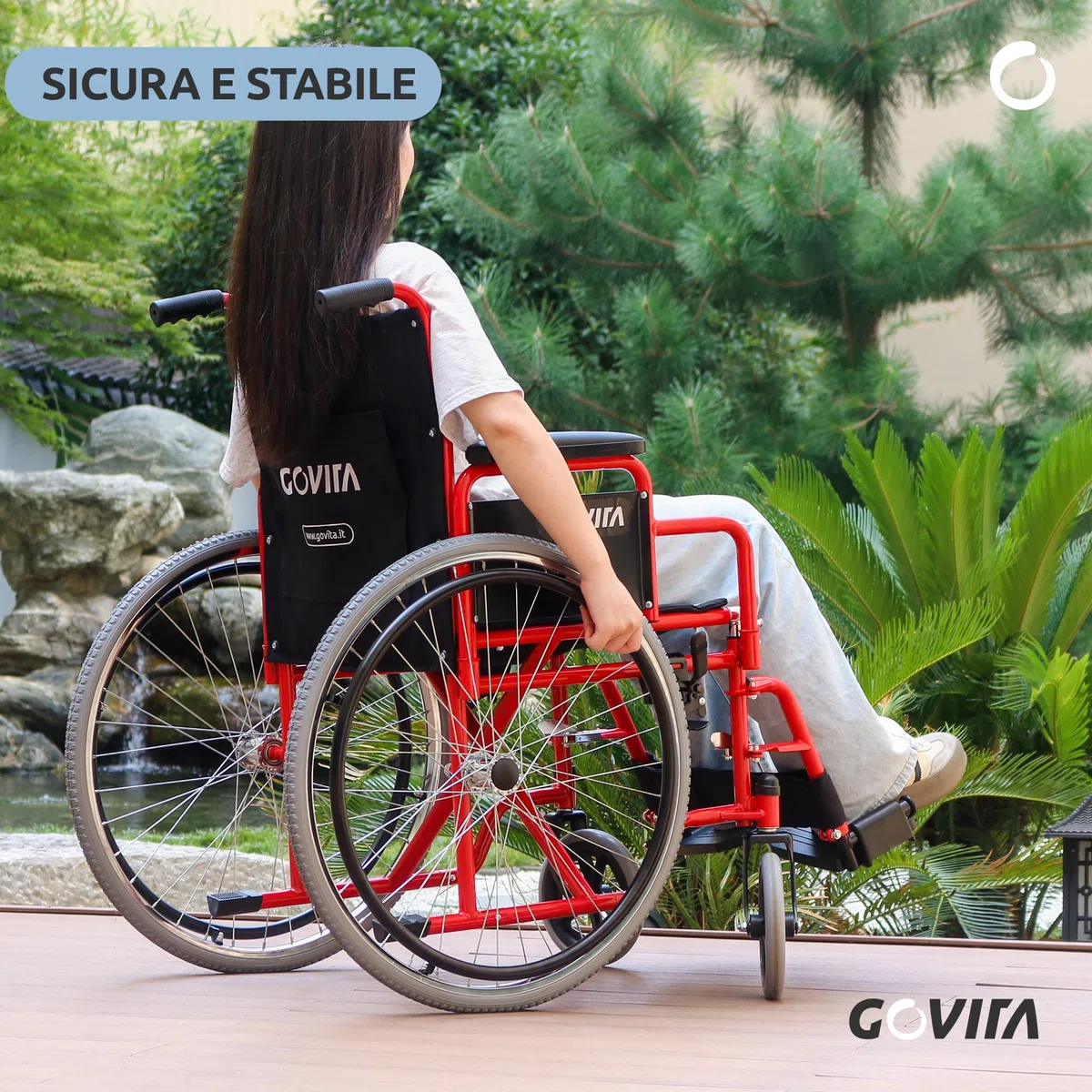 GOVITA Carrozzina per anziani Pieghevole leggera ad Autospinta Sedia A Rotelle Pieghevole leggera per Disabili Ed Anziani 46 Cm, Braccioli E Poggiapiedi Estraibili con cintura di Sicurezza.