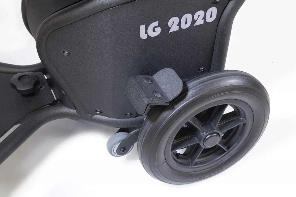 LG2020 MONTASCALE A RUOTE CON POLTRONCINA